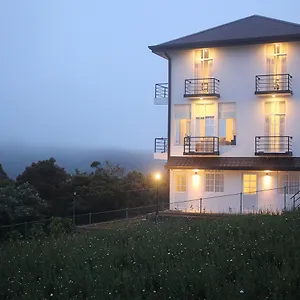 tranquil-villa.kandyhotelsnow.com/