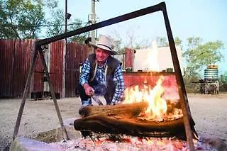 Saltbush Retreat